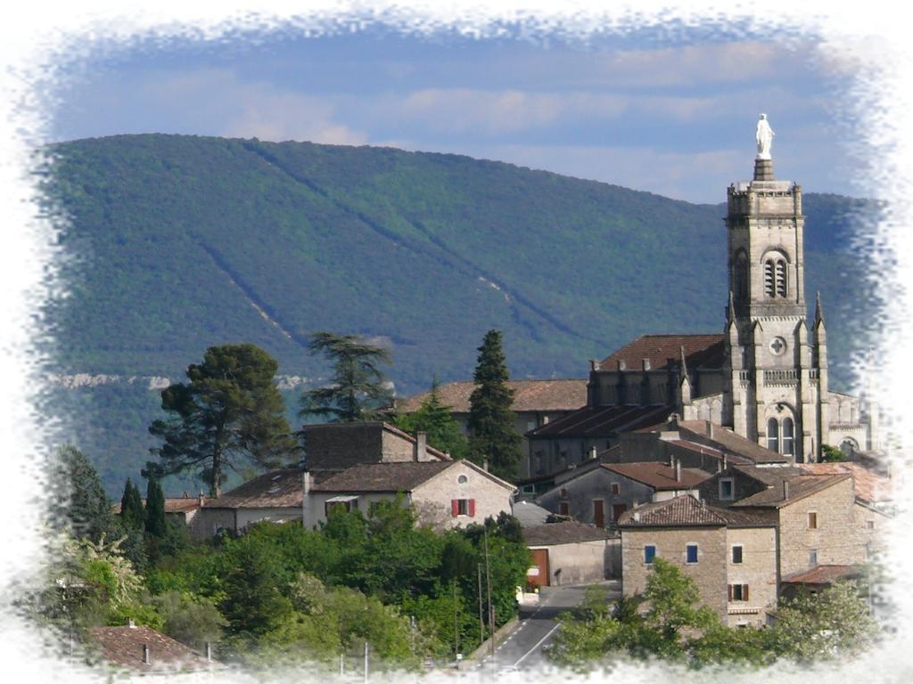 Auberge De La Couronne Lablachère Dış mekan fotoğraf