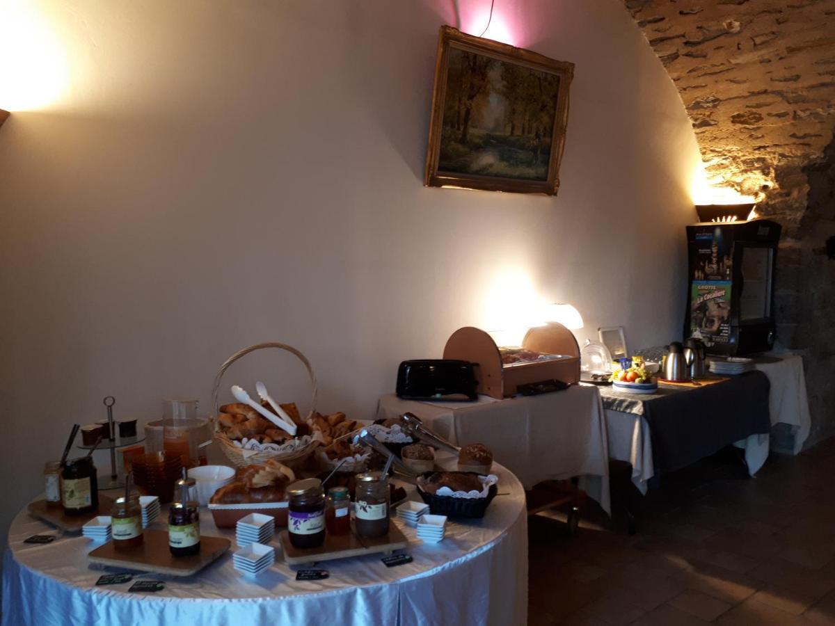 Auberge De La Couronne Lablachère Dış mekan fotoğraf